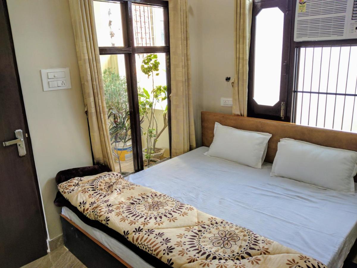 אמריצר Mye Homestay 1 Near Golden Temple מראה חיצוני תמונה