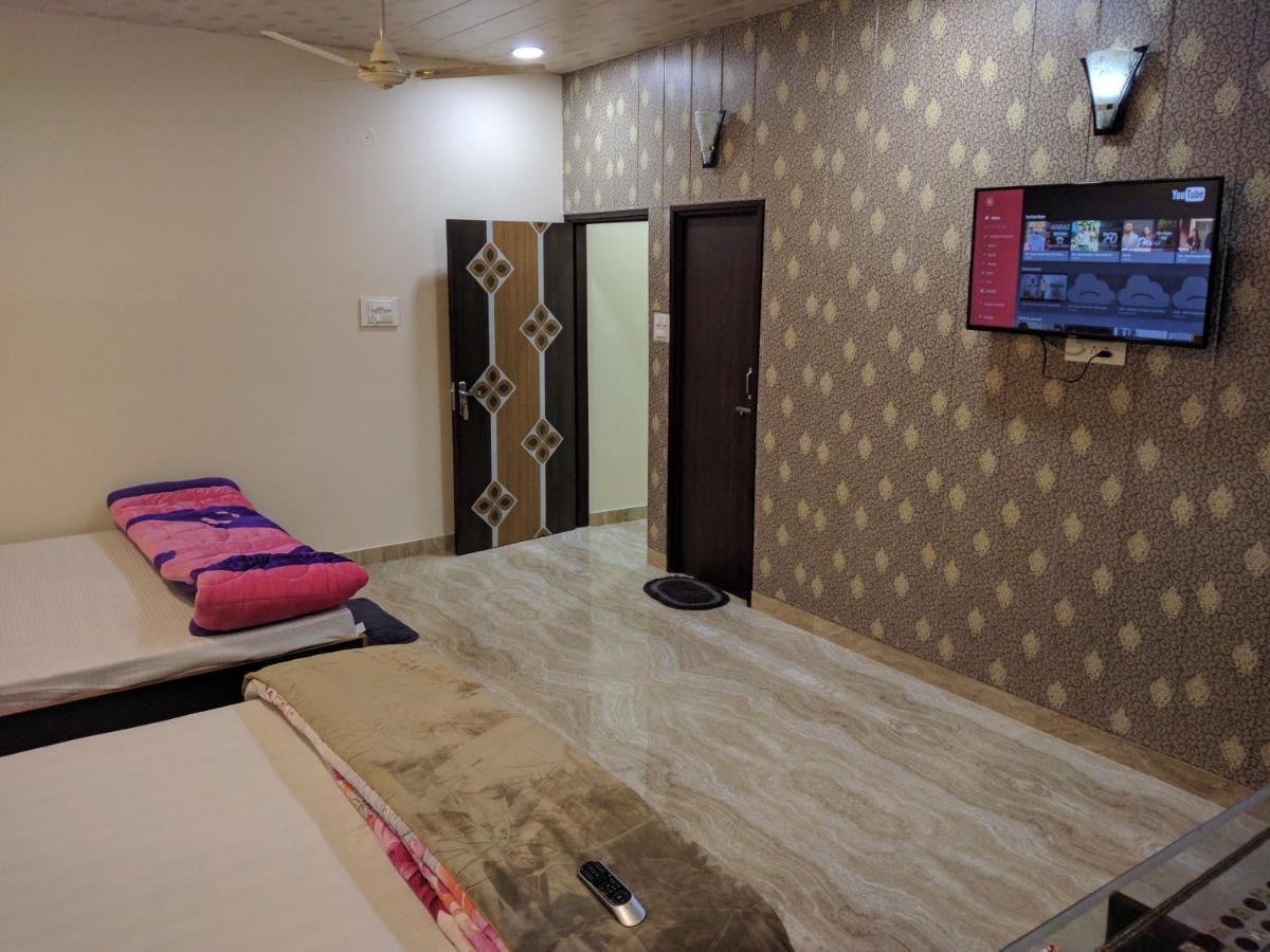 אמריצר Mye Homestay 1 Near Golden Temple מראה חיצוני תמונה